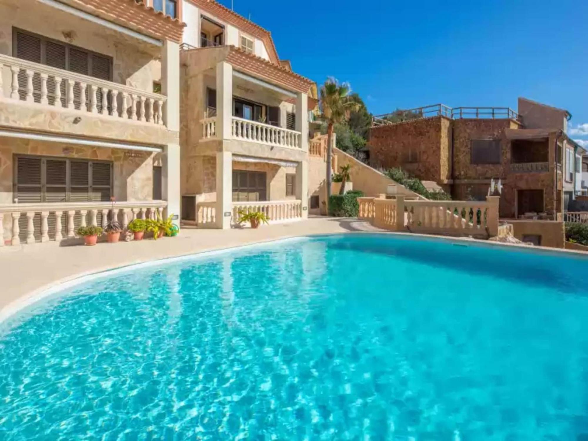 Perleta In Cala Rajada Cala Ratjada (Mallorca)